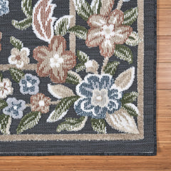 Laguna Indoor/Outdoor Area Rug, Beta Black, 6'6' x 9'6'